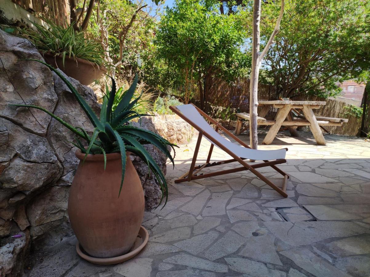 Les Galets Hotel Et B&B Bandol Dış mekan fotoğraf