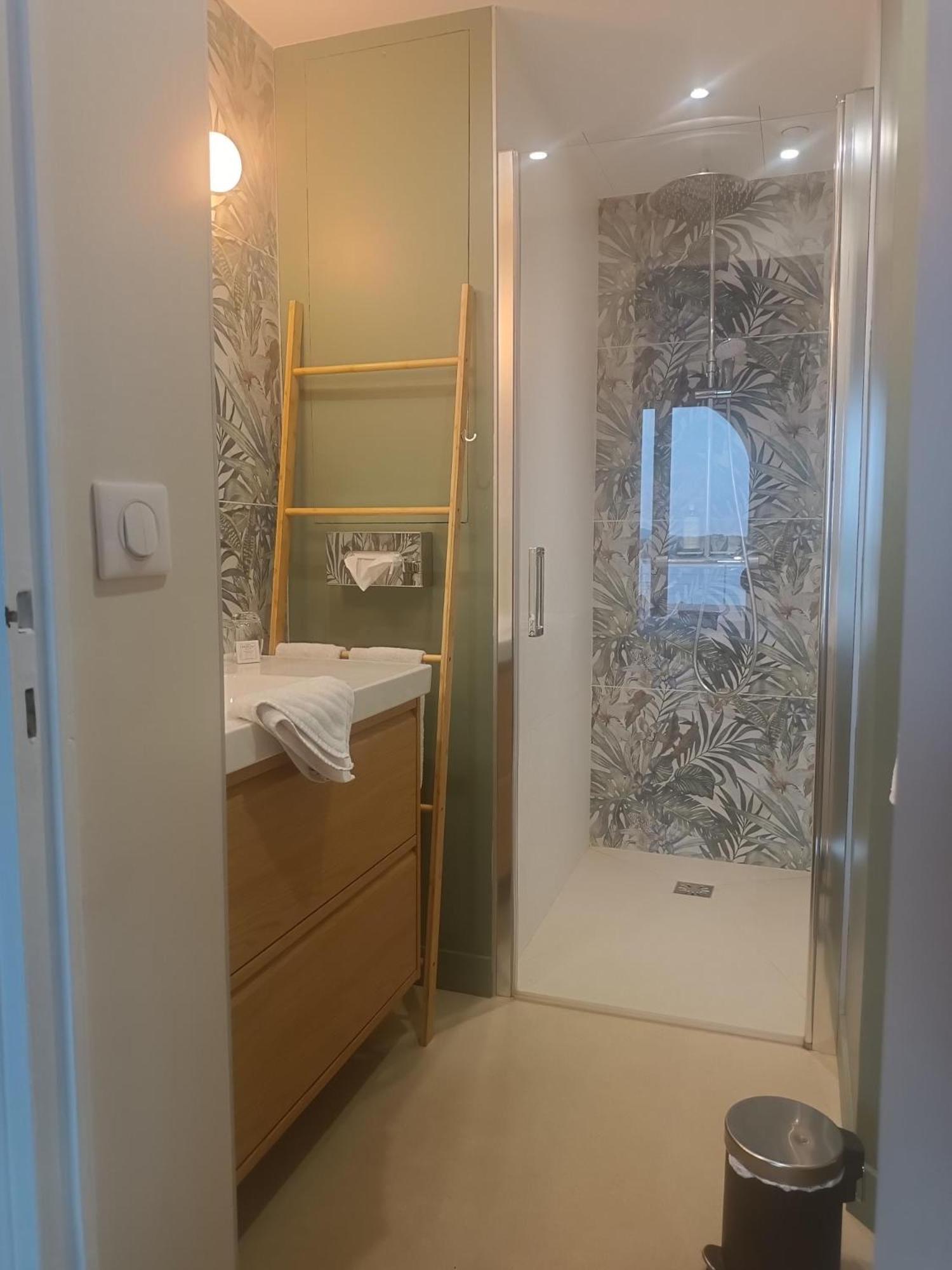Les Galets Hotel Et B&B Bandol Dış mekan fotoğraf