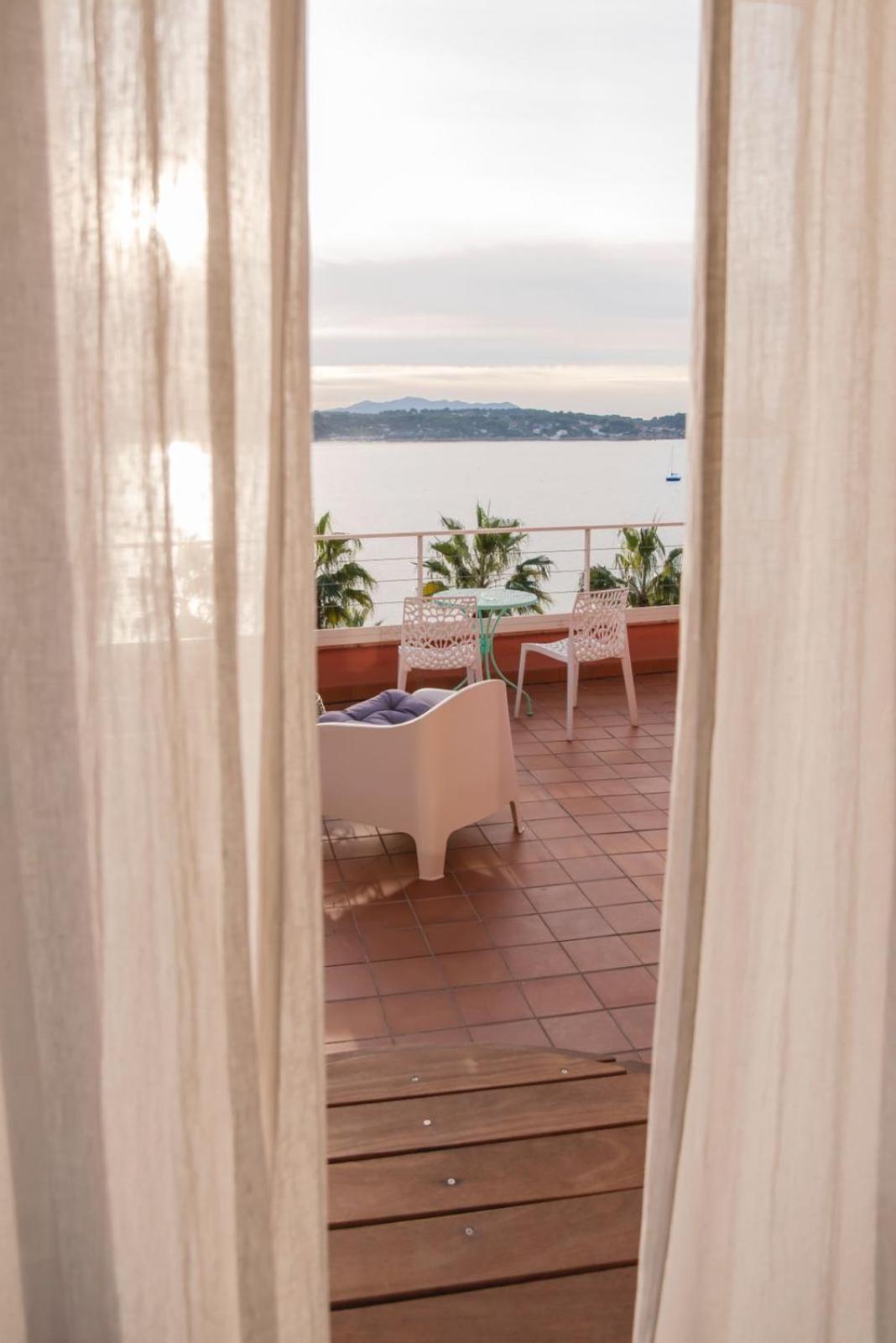 Les Galets Hotel Et B&B Bandol Dış mekan fotoğraf